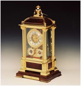 No. 3 Hunting Themed Bracket Clock